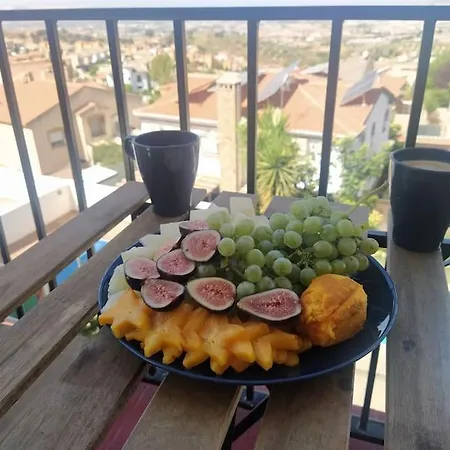 Сasa de vacaciones Luminosa Y Confortable Casa Con Vistas Y Piscina